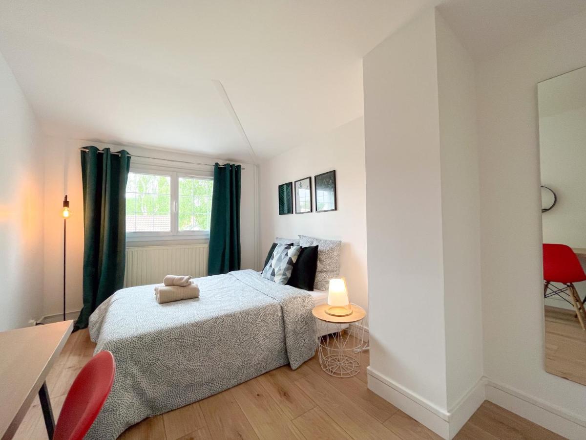 Maison Ideale Pour Visiter Paris Versailles - Chambres Privees Paris-Saclay Bures-sur-Yvette Exteriör bild
